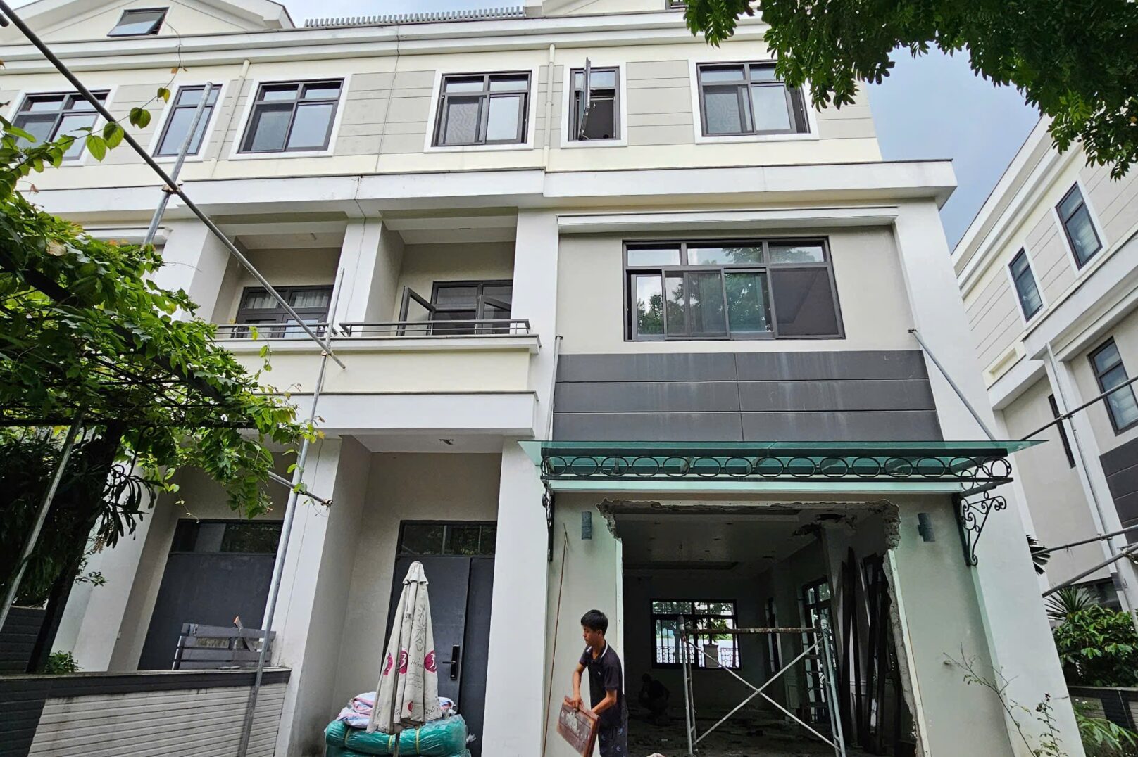 thu-mua-cua-nhom-kinh-ben-tre