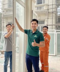 nhan-vien-do-cu-nhat-tan